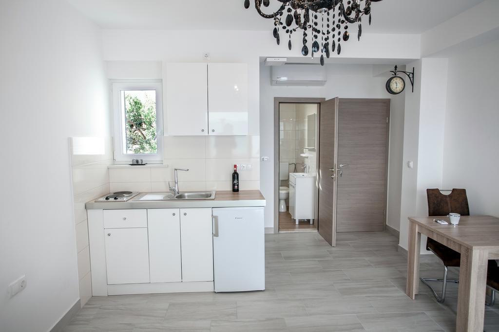 Adriatic Apartment Duce Exterior photo